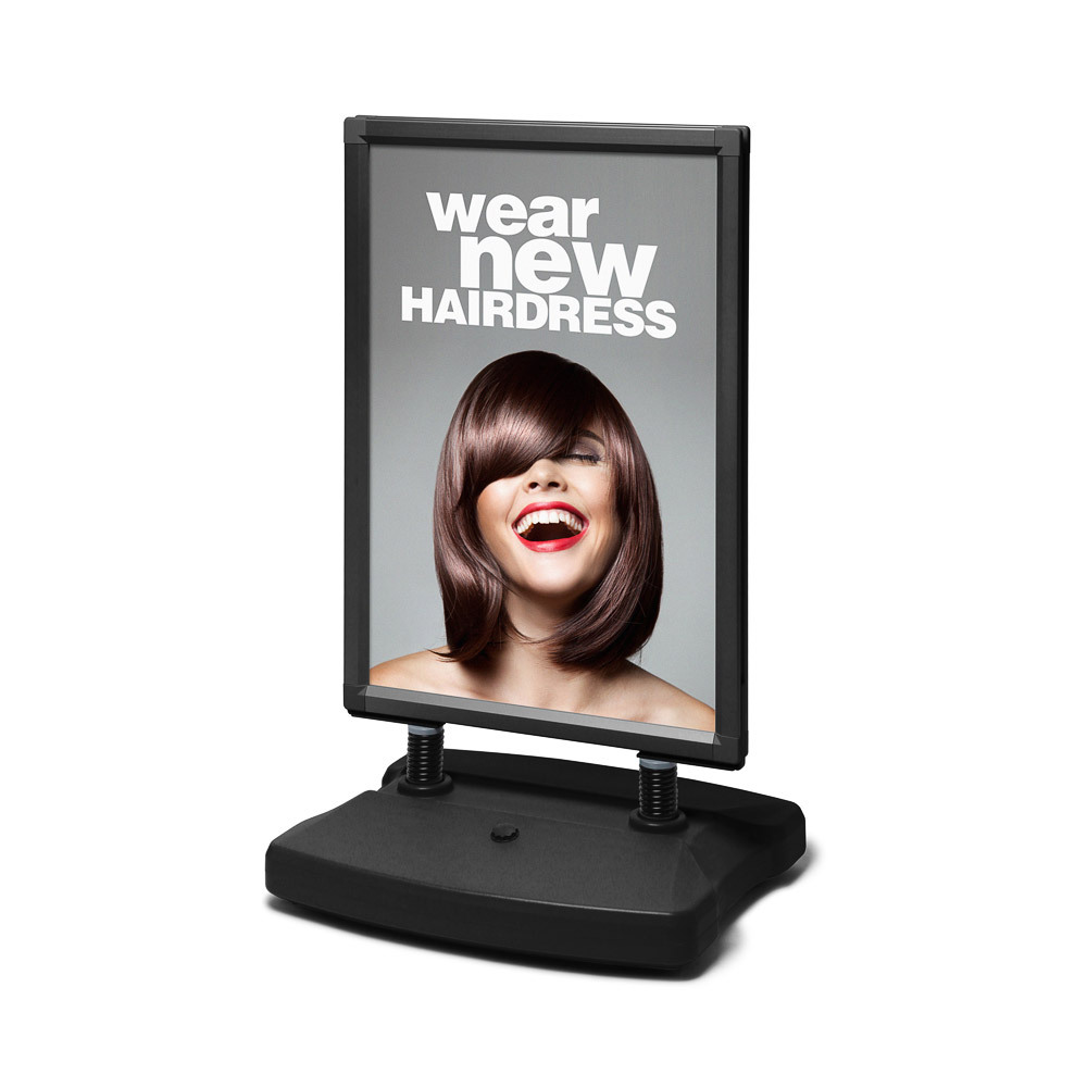 Windtalker® City (Schwarz). Kundenstopper A1 wetterfest (mit wetterfester Postertasche)