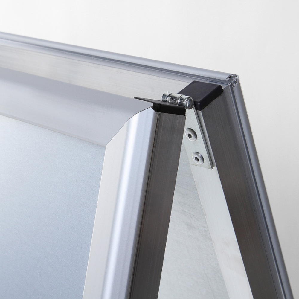 Kundenstopper Standard A0 32mm Gehrung – Bild 2